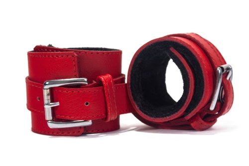 HAND CUFFS GRAIN bőr mandzsetta, piros-fekete